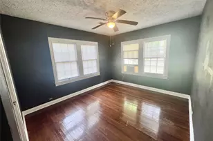 217 13th Ave N, Texas City, TX 77590 - Photo 9