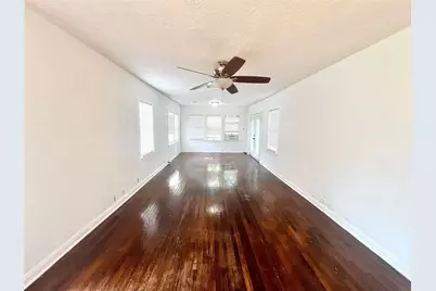 217 13th Avenue N, Texas City, TX 77590 - Photo 3