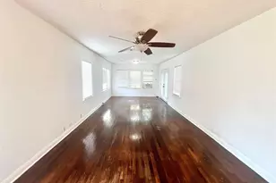 217 13th Ave N, Texas City, TX 77590 - Photo 3