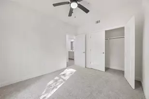 9129 Brandon St, Houston, TX 77051 - Photo 11