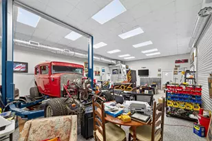 215 22nd St, Dickinson, TX 77539 - Photo 47