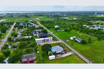 215 22nd Street, Dickinson, TX 77539 - Photo 15