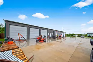 215 22nd St, Dickinson, TX 77539 - Photo 31