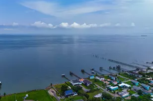 215 22nd St, Dickinson, TX 77539 - Photo 21