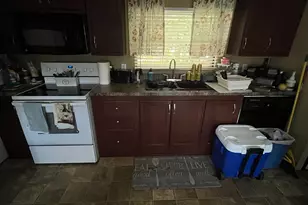 4715 3rd St, Bacliff, TX 77518 - Photo 5
