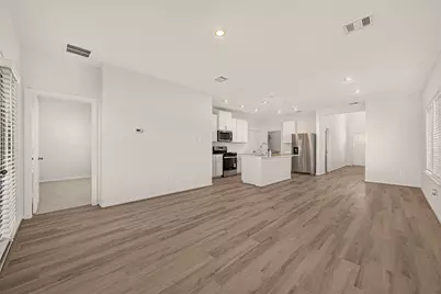 5719 Adamite Way, Houston, TX 77048 - Photo 13