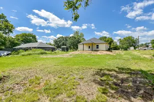 145 W Jackson St, West Columbia, TX 77486 - Photo 31