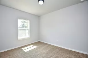 145 W Jackson St, West Columbia, TX 77486 - Photo 15