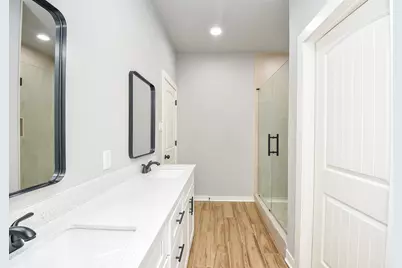 145 W Jackson Street, West Columbia, TX 77486 - Photo 23