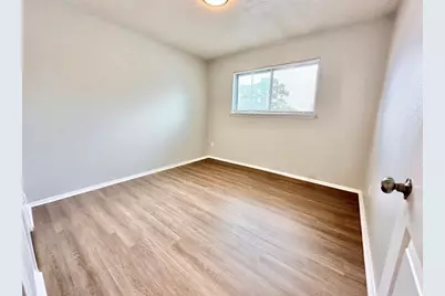3860 Laura Leigh Drive, Friendswood, TX 77546 - Photo 11
