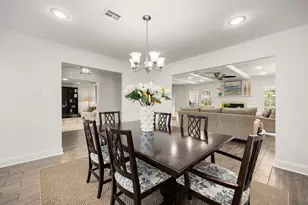 14807 River Forest Dr, Houston, TX 77079 - Photo 9