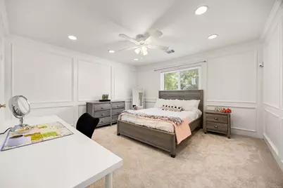 14807 River Forest Drive, Houston, TX 77079 - Photo 25