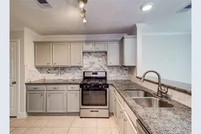 4218 Field Meadow Drive, Katy, TX 77449 - Photo 9