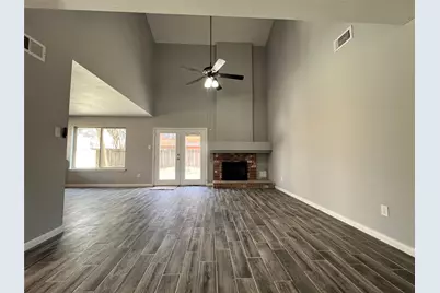 7934 Bayou Forest Drive, Houston, TX 77088 - Photo 9