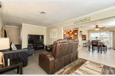 820 Perry Street, Angleton, TX 77515 - Photo 11