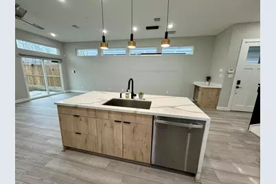 7040 Avenue N, Houston, TX 77011 - Photo 9