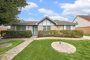 11411 Sagecherry Dr, Houston, TX 77089 - Photo 1