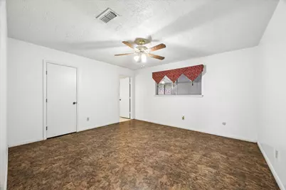 11411 Sagecherry Drive, Houston, TX 77089 - Photo 9