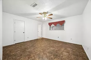 11411 Sagecherry Dr, Houston, TX 77089 - Photo 9