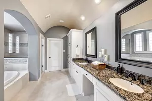 9135 Buffalo Speedway, Houston, TX 77025 - Photo 17