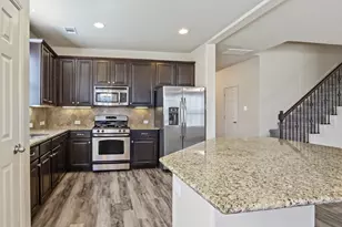 12911 Misty Lantern Ln, Houston, TX 77044 - Photo 3