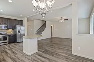 12911 Misty Lantern Ln, Houston, TX 77044 - Photo 5