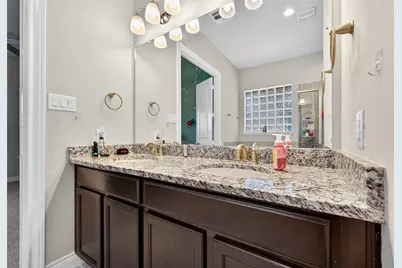 4947 Thunder Creek Ln, Sugar Land, TX 77479 - Photo 33
