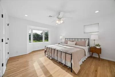 1814 Sea Queen Court, Houston, TX 77008 - Photo 11