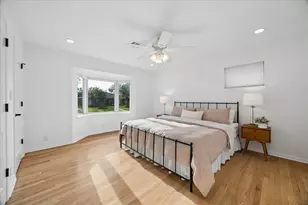 1814 Sea Queen Ct, Houston, TX 77008 - Photo 11