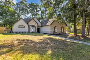 3002 Pine Chase Dr, Montgomery, TX 77356 - Photo 1