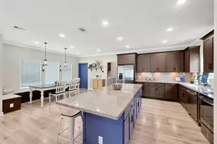 1983 Royalville Ct, Crystal Beach, TX 77650 - Photo 11