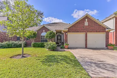 4930 Heritage Plains Drive, Friendswood, TX 77546 - Photo 1