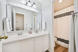 4930 Heritage Plains Dr, Friendswood, TX 77546 - Photo 19