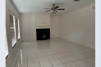 1635 Buckwood Court, Fresno, TX 77545 - Photo 7