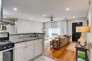 10309 Chesterfield Dr, Houston, TX 77051 - Photo 5