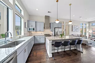 2106 Sabine St, Houston, TX 77007 - Photo 7