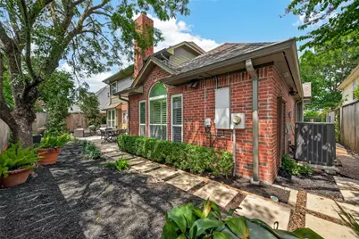 1311 Wickshire Lane, Houston, TX 77043 - Photo 29