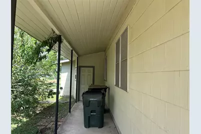 1002 Fowlkes Street, Sealy, TX 77474 - Photo 3