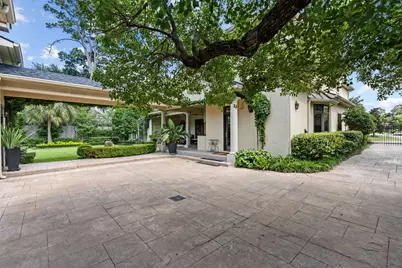 9018 Bace Drive, Houston, TX 77055 - Photo 47