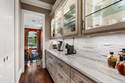 9018 Bace Drive, Houston, TX 77055 - Photo 9