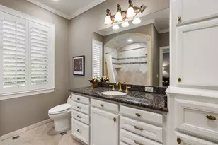 9018 Bace Dr, Houston, TX 77055 - Photo 41