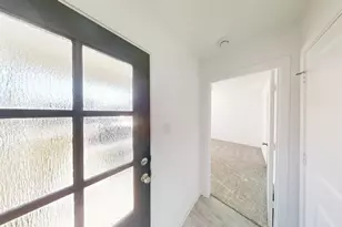 16811 N Marie Vlg Dr, Conroe, TX 77306 - Photo 3