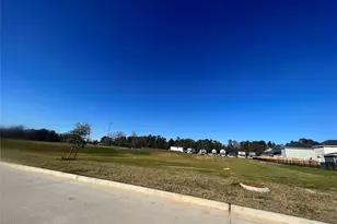 16811 N Marie Vlg Dr, Conroe, TX 77306 - Photo 19