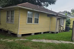 813 N Ave D, Humble, TX 77338 - Photo 5