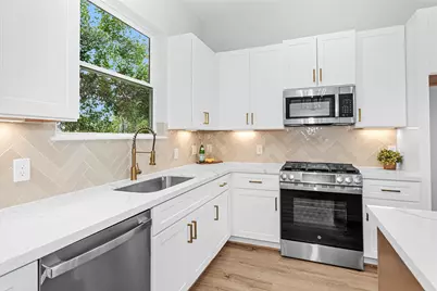 804 Schweikhardt St, Houston, TX 77020 - Photo 19