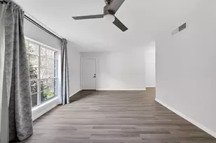 1811 Stoney Brook Dr, Houston, TX 77063 - Photo 5