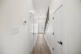 443 Hahlo St, Houston, TX 77020 - Photo 7