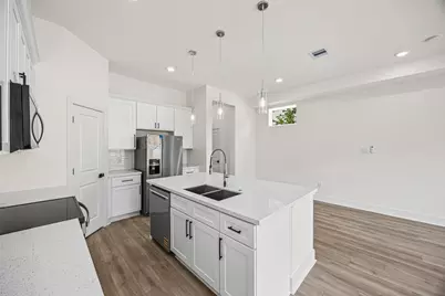 443 Hahlo Street, Houston, TX 77020 - Photo 11