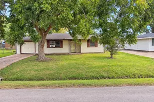 3104 Central Blvd, Nederland, TX 77627 - Photo 1