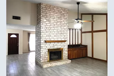 2847 Field Line Drive, Sugar Land, TX 77479 - Photo 3